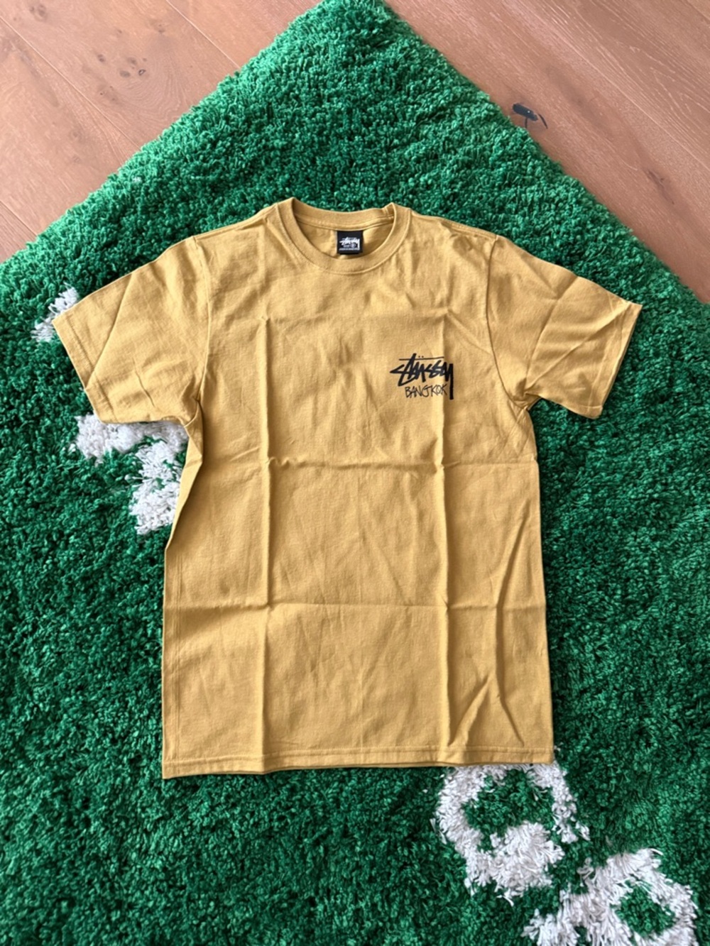NWT Stussy Mustard Short Sleeve Tee Bangkok Chapter Size Small